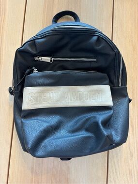 STEVE MADDEN leather backpack